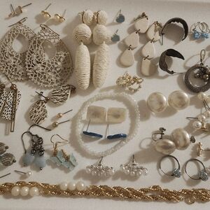 Elegant Turquoise, Gold and Pearl Jewelry Lot - Vintage-Modern